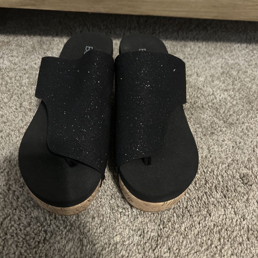 Women's Corky's Sparkle Flirty Sandals Size 8 Great Condition - Picture 2 of 8